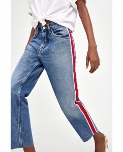 Spodnie jeansowe z wysokim stanem i prostymi nogawkami z lampasami po bokach - Zara /Vogue Poland marzec 2018