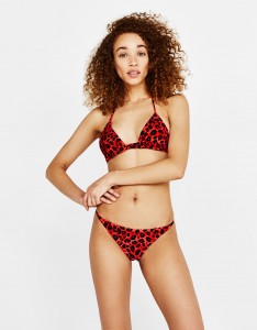 czerwone bikini w panterkę - bershka